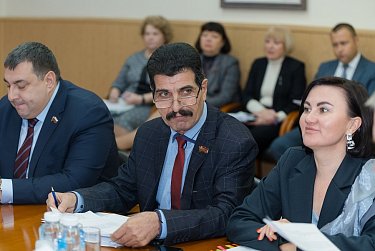 Расходы на местное самоуправление предложено увеличить